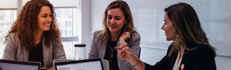 Como transformar um processo manual em uma plataforma digital? Conheça o projeto desenvolvido para conectar clientes e profissionais da construção civil.